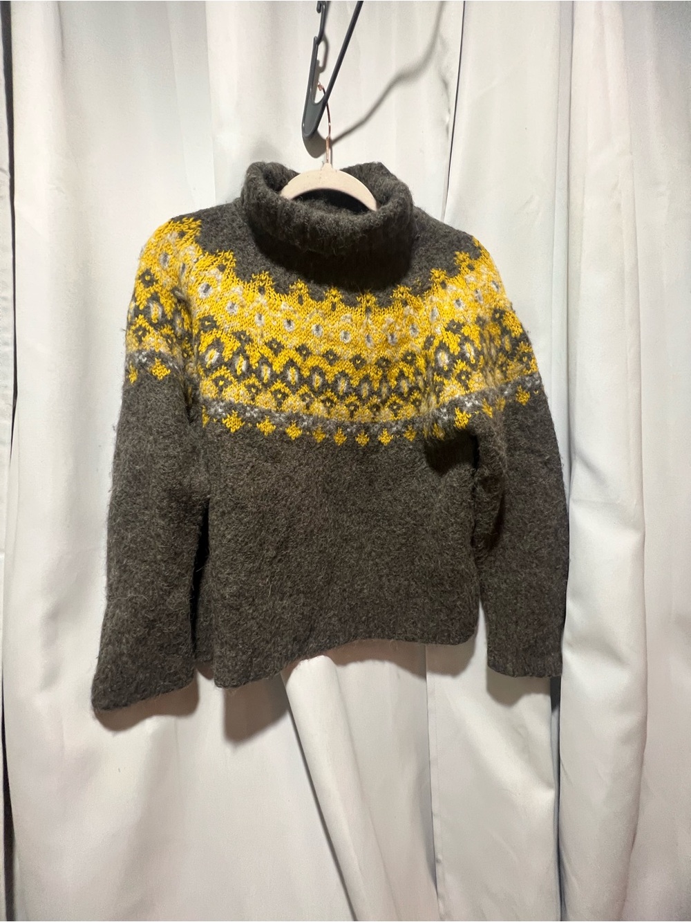 J.Crew Alpaca Wool Fair Isle Turtleneck Sweater Gray Mustard Nordic Cozy Women’s - Picture 3 of 7